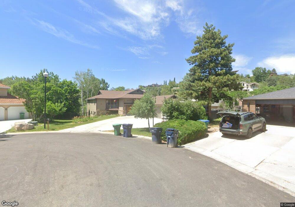 11329 Willow Brook Cir, Sandy, UT 84092 - photo 1