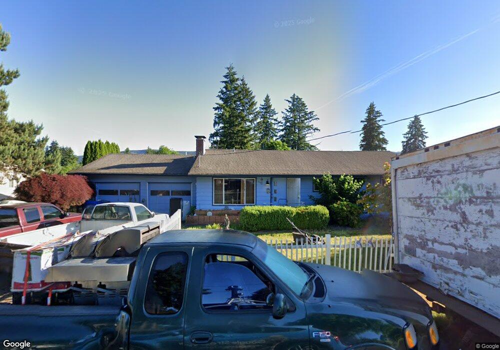 565 Elm St, Lyons, OR 97358 - photo 1