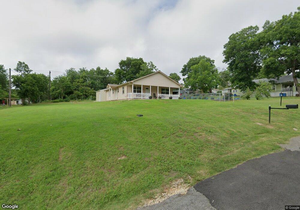 1520 W Walker St, Denison, TX 75020 - photo 1