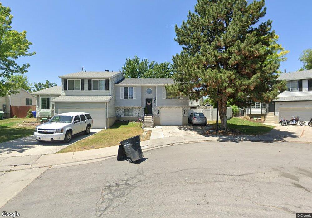 8804 S Oak Ln, West Jordan, UT 84088 - photo 1