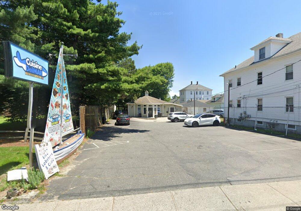 445 Lonsdale Ave, Pawtucket, RI 02860 - photo 1