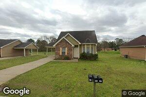 111 Sunset Ave, Canton, MS 39046