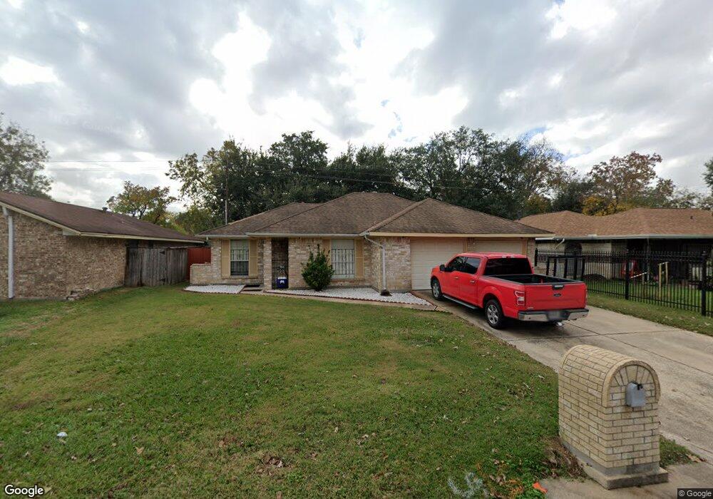 1215 Green Trail Dr, Houston, TX 77038 - photo 1
