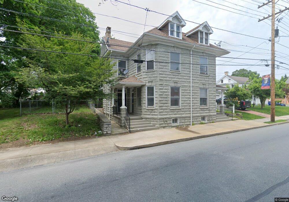 319 S 2nd St, Chambersburg, PA 17201 - photo 1