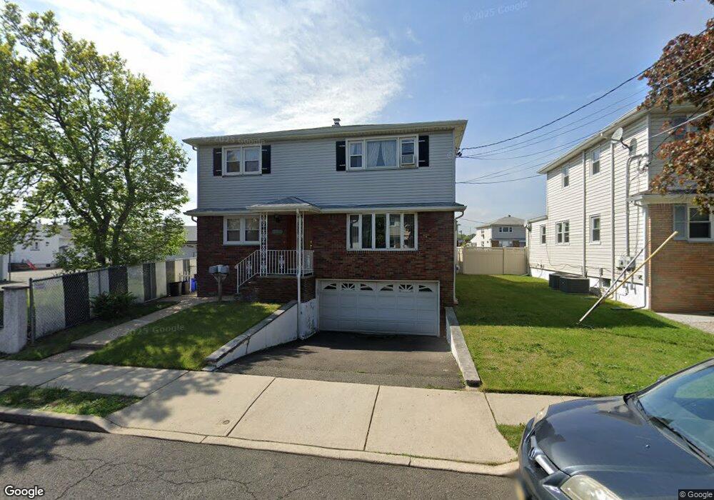 527 Anthony Ct unit 2, Lyndhurst, NJ 07071 - photo 1