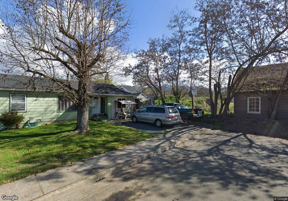 1022 SW K St, Grants Pass, OR 97526 - photo 1