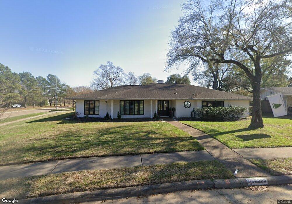 6203 Kury Ln, Houston, TX 77008 - photo 1