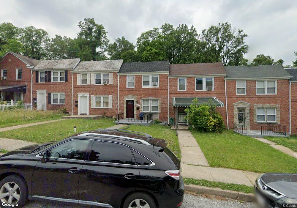 524 Random Rd, Baltimore, MD 21229 - photo 1