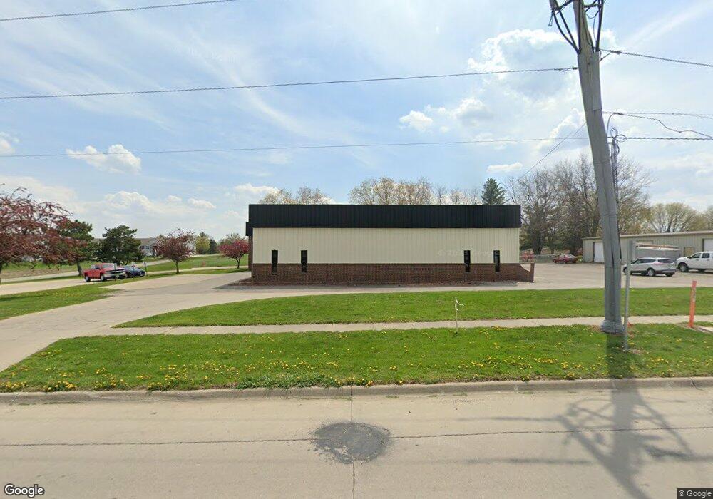 2515 N 4th Ave E, Newton, IA 50208 - photo 1