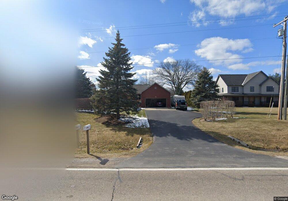 1029 N Gale Rd, Davison, MI 48423 - photo 1