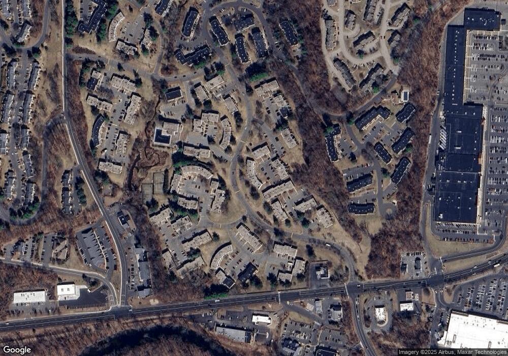 20 Holly Ct, Cromwell, CT 06416 - photo 1