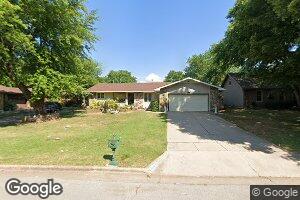 3841 S Virginia Place, Springfield, MO 65807