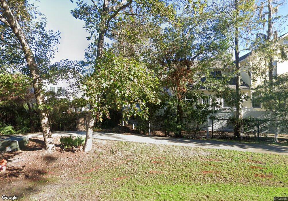 374 Brockinton Dr, St. Simons Island, GA 31522 - photo 1