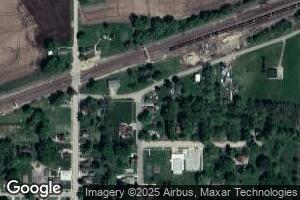 201 Railroad Ave, Dixon, IL 61021