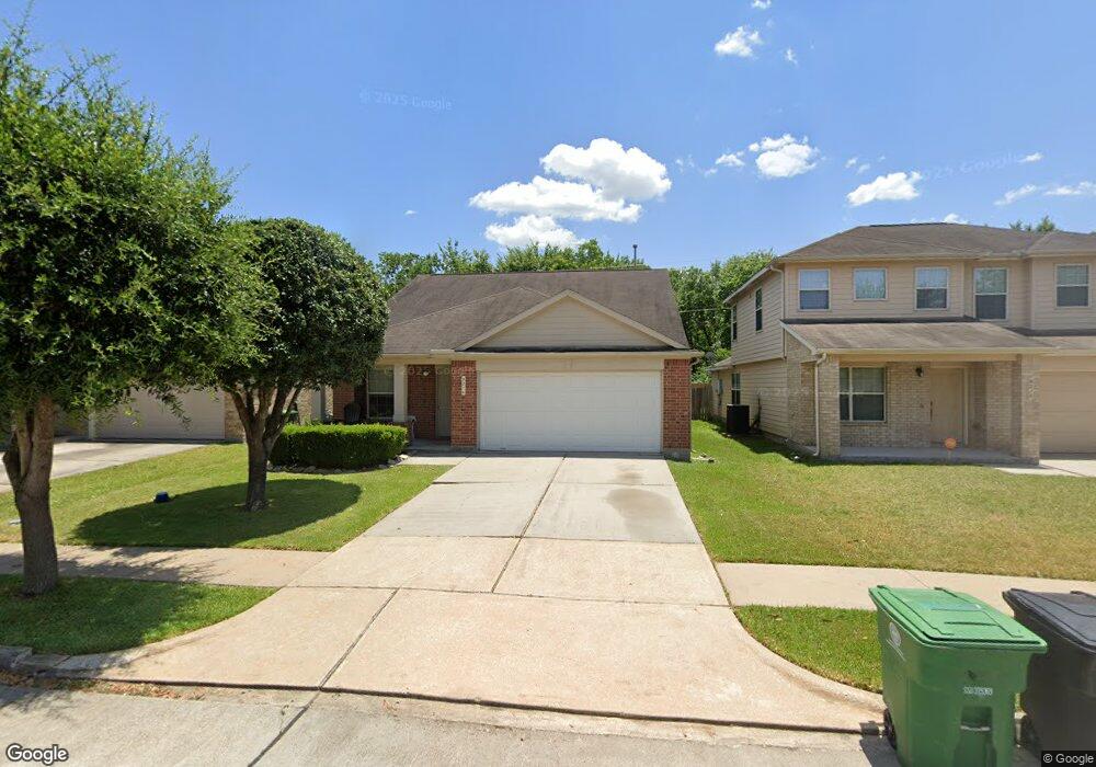 9214 Canaday Park Ln, Houston, TX 77075 - photo 1