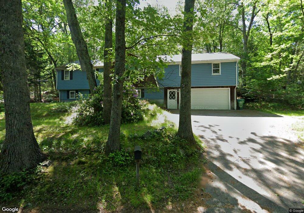 5 Hollis St, Uxbridge, MA 01569 - photo 1