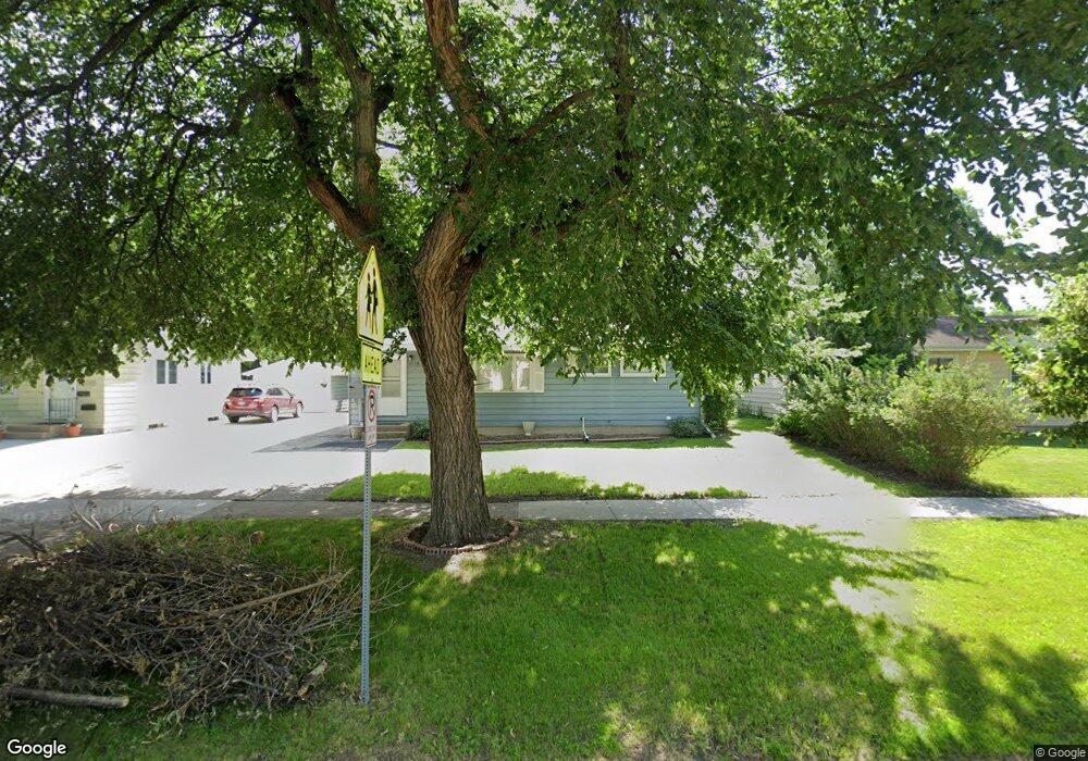 1718 16th St S, Fargo, ND 58103 - photo 1