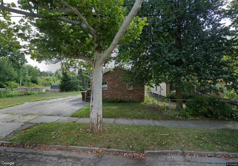 1109 Regent St, Lansing, MI 48912 - photo 1