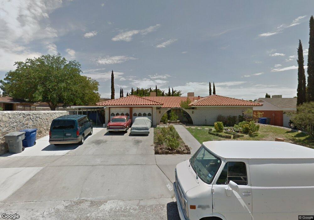 10805 Vista Lomas Dr, El Paso, TX 79935 - photo 1