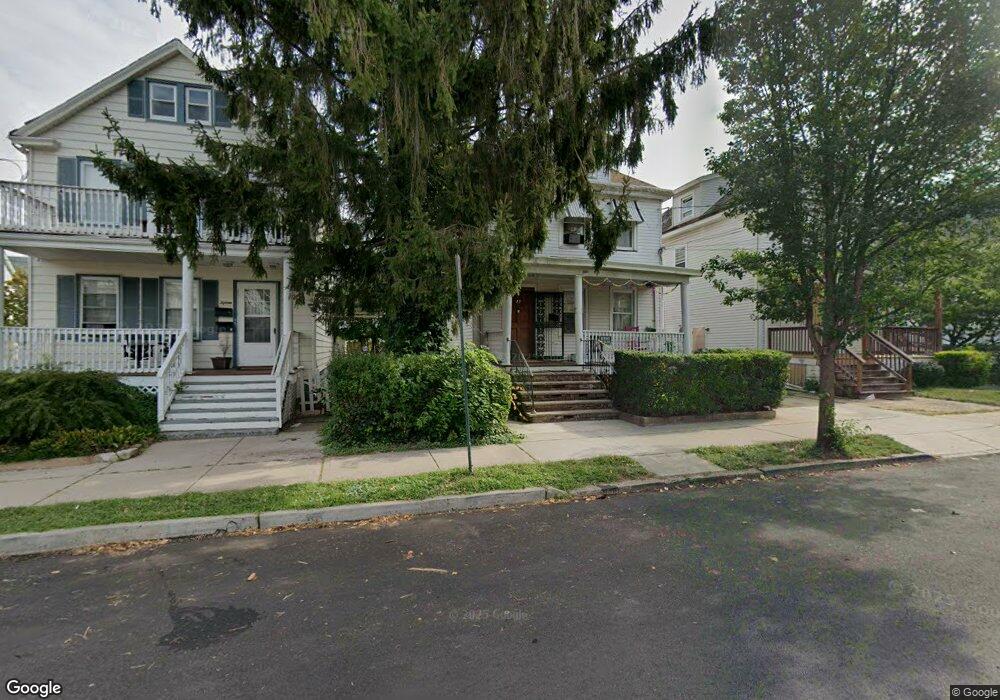 13 Freeman St, New Brunswick, NJ 08901 - photo 1