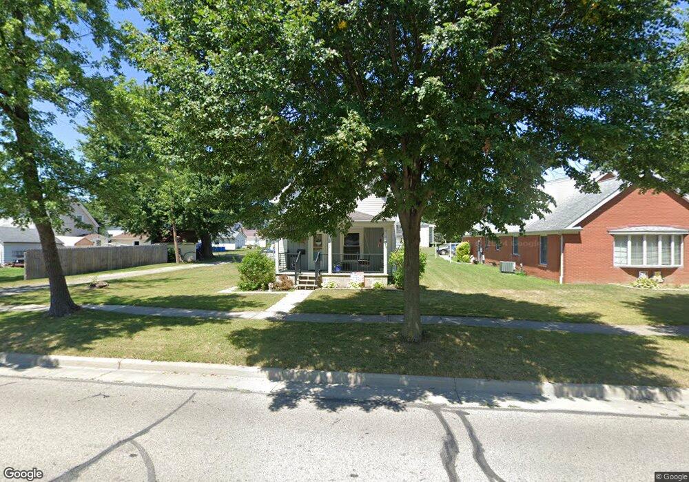 202 Murbach St, Archbold, OH 43502 - photo 1