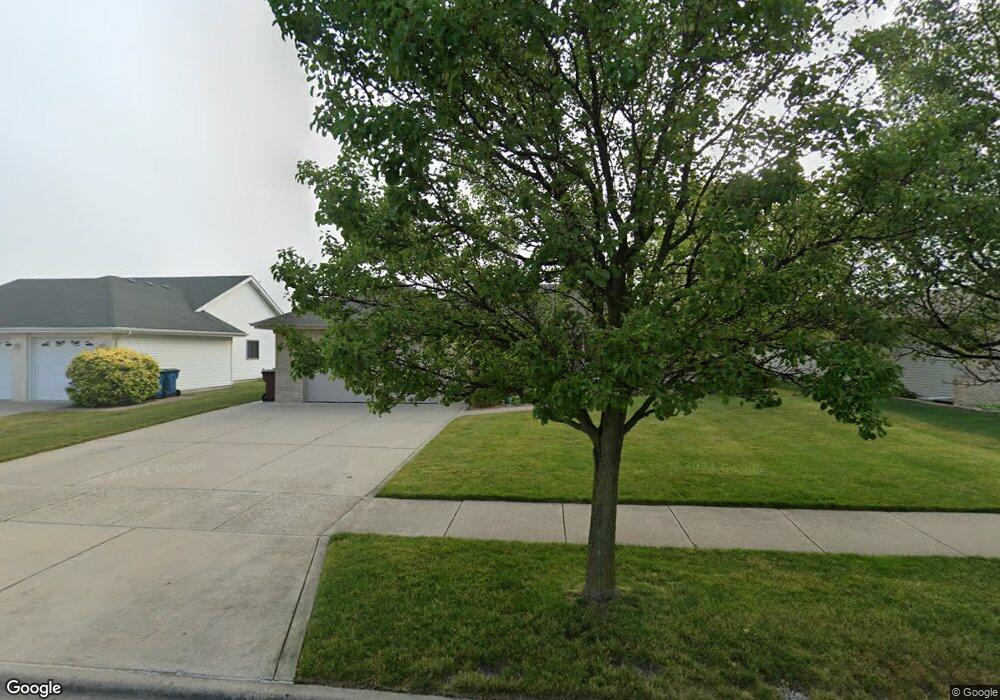645 Blue Jay Way, Dyer, IN 46311 - photo 1
