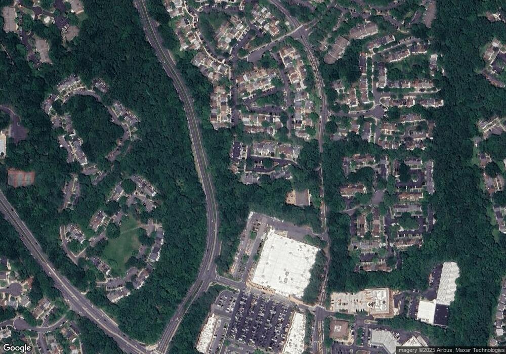 10219 Faire Commons Ct, Burke, VA 22015 - photo 1