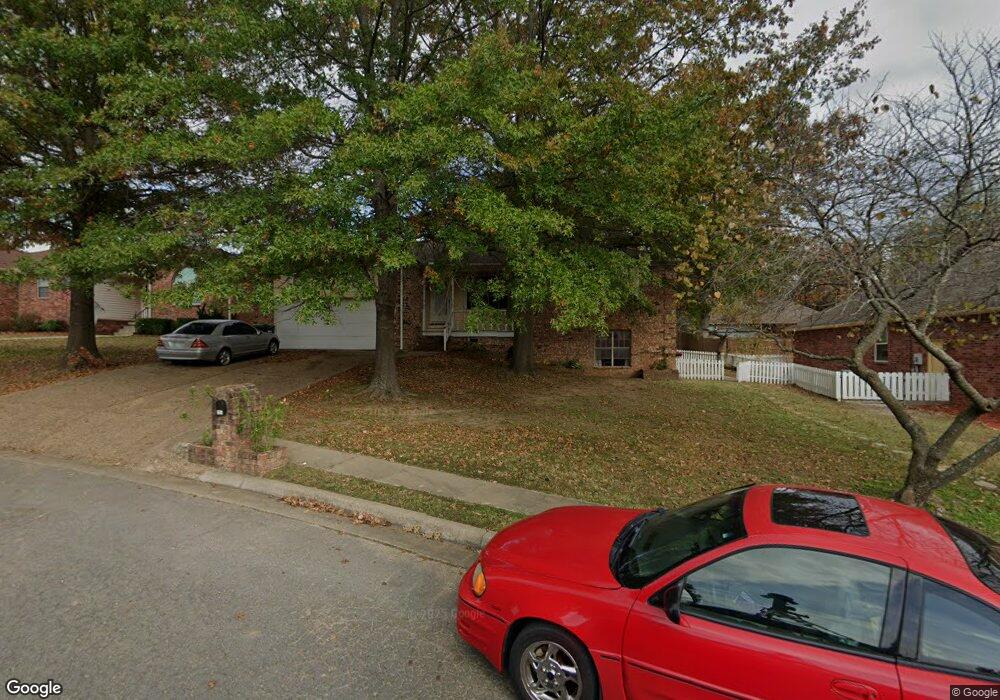 203 S Harrison Ave, Tahlequah, OK 74464 - photo 1