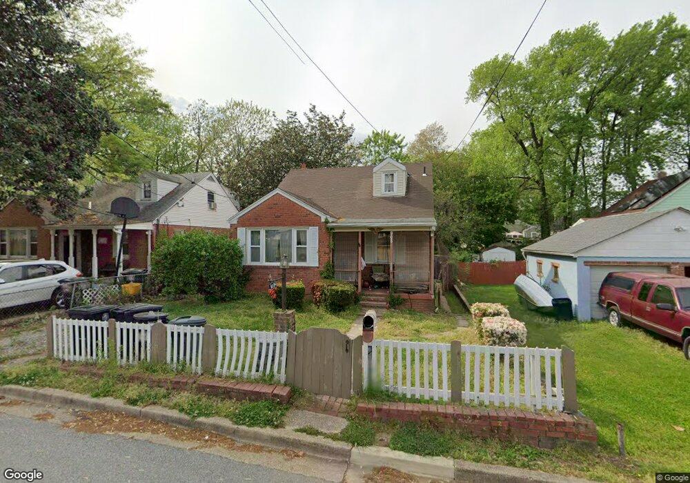 905 Glacier Ave, Capitol Heights, MD 20743 - photo 1