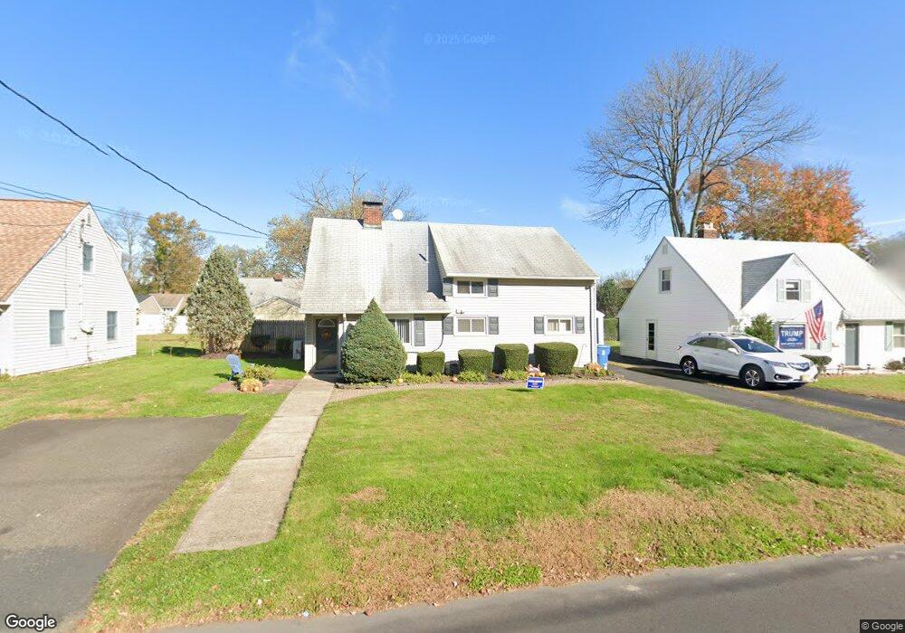 10 Tuttle St, Green Brook, NJ 08812 - photo 1