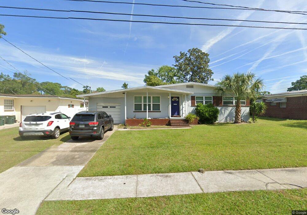 7057 Holiday Rd N, Jacksonville, FL 32216 - photo 1