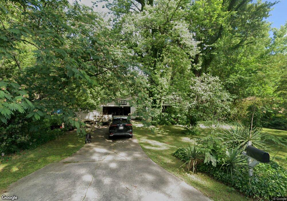 2770 Baramore Rd NE, Marietta, GA 30062 - photo 1