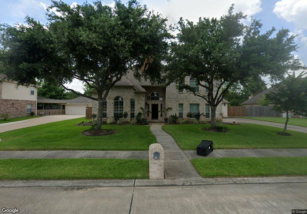 520 Falcon Lake Dr, Friendswood, TX 77546 - photo 1