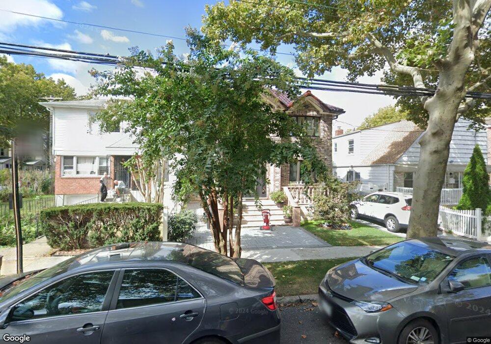 7314 160th St, Fresh Meadows, NY 11366 - photo 1
