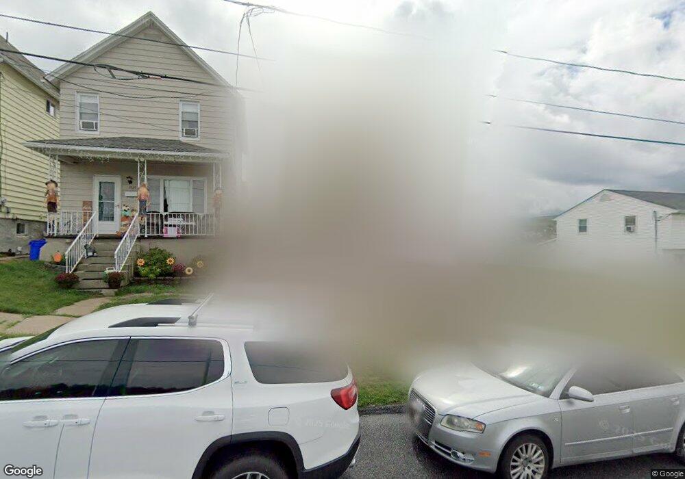 1537 Dickens St, Scranton, PA 18504 - photo 1