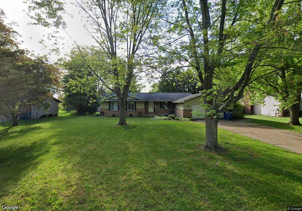 2464 Plainview Dr, Flushing, MI 48433 - photo 1