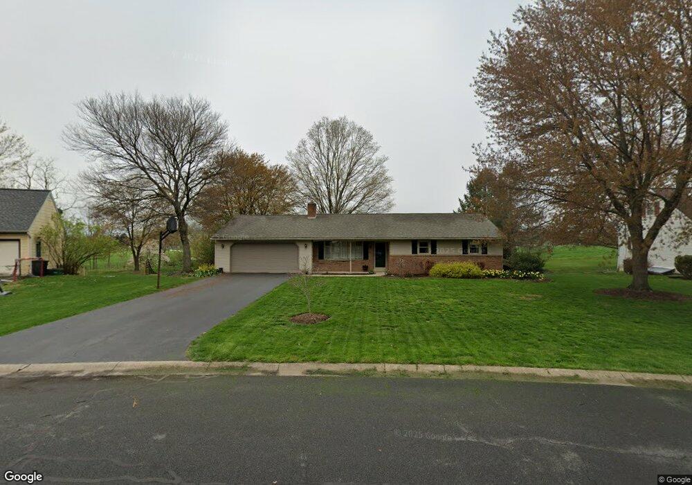 123 Brian Dr, Ephrata, PA 17522 - photo 1