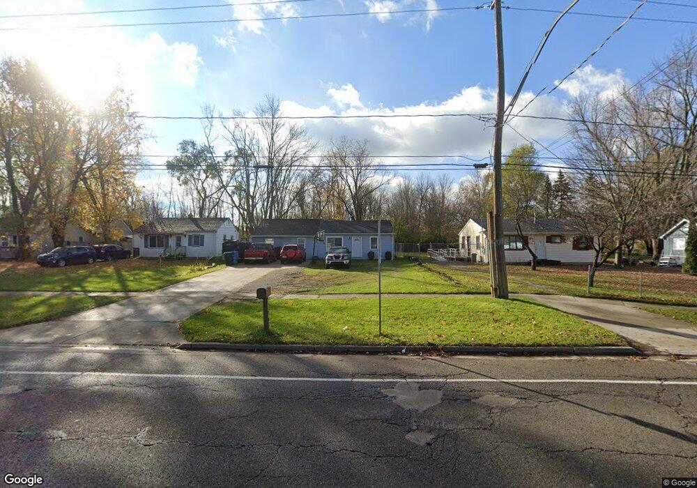 2107 W Miller Rd, Lansing, MI 48911 - photo 1