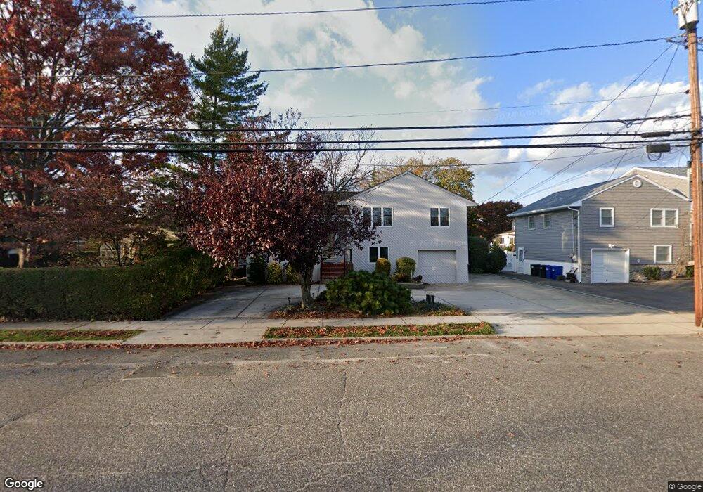 373 Oceanside Pkwy, Oceanside, NY 11572 - photo 1
