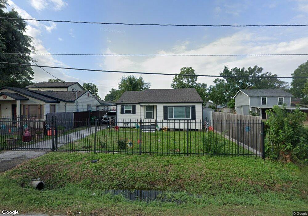 204 King St, Houston, TX 77022 - photo 1