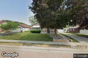 128 4th St, Carbon Cliff, IL 61239