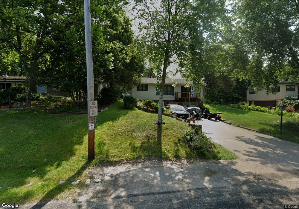 5980 Artist Bay Rd, West Bend, WI 53095 - photo 1