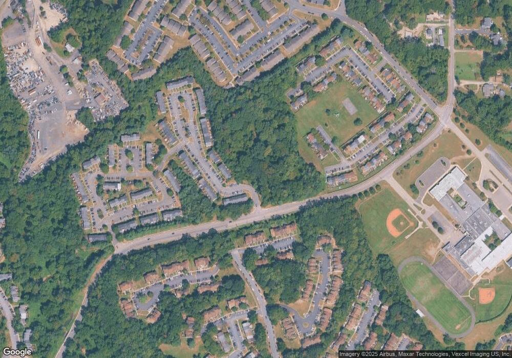 1900 Winslow Ct, Woodbridge, VA 22191 - photo 1