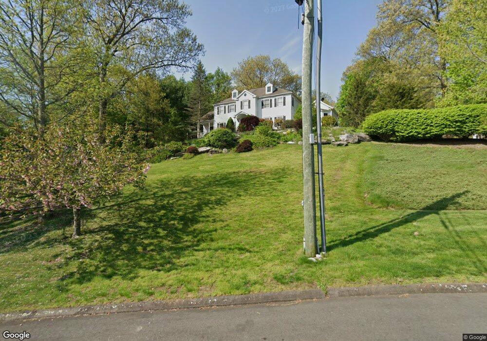 35 Topaz Ln, Trumbull, CT 06611 - photo 1