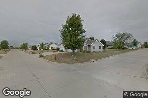 2 Cottage Dr, Mechanicsville, IA 52306