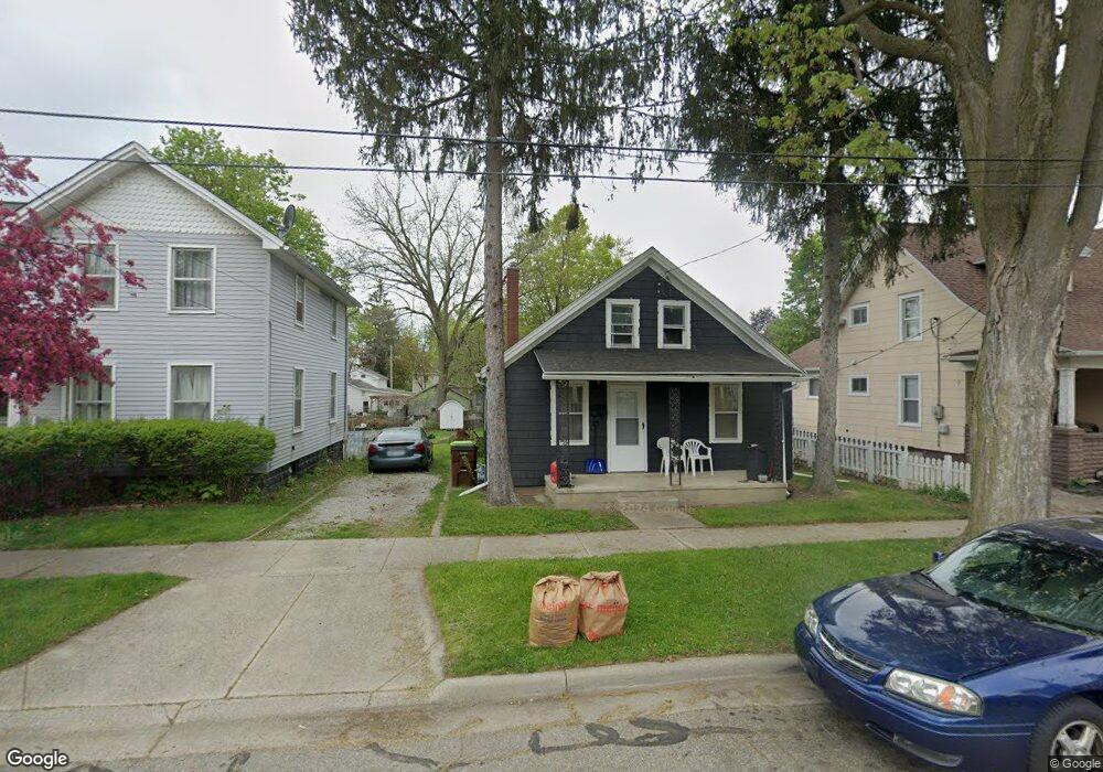 223 Comstock St, Adrian, MI 49221 - photo 1