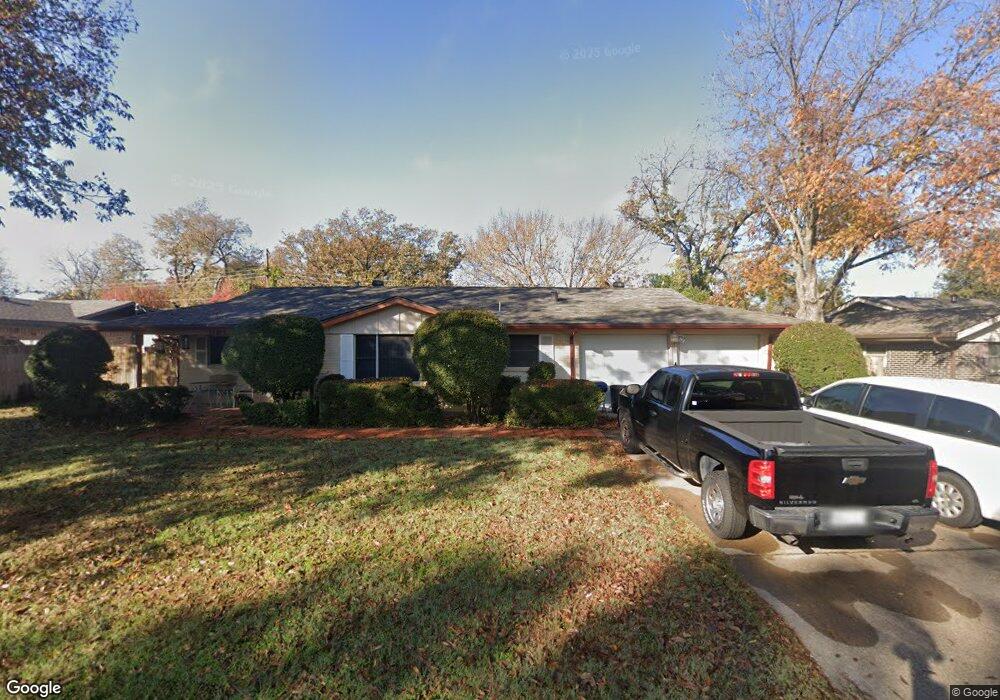 1161 Simpson Dr, Hurst, TX 76053 - photo 1