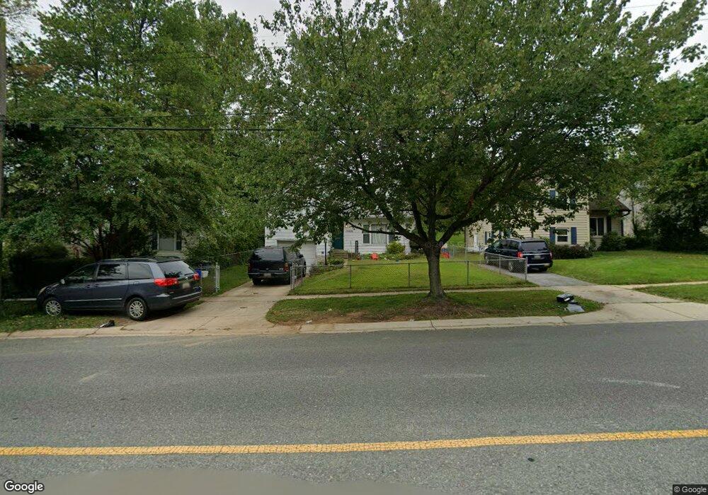 13406 Parkland Dr, Rockville, MD 20853 - photo 1