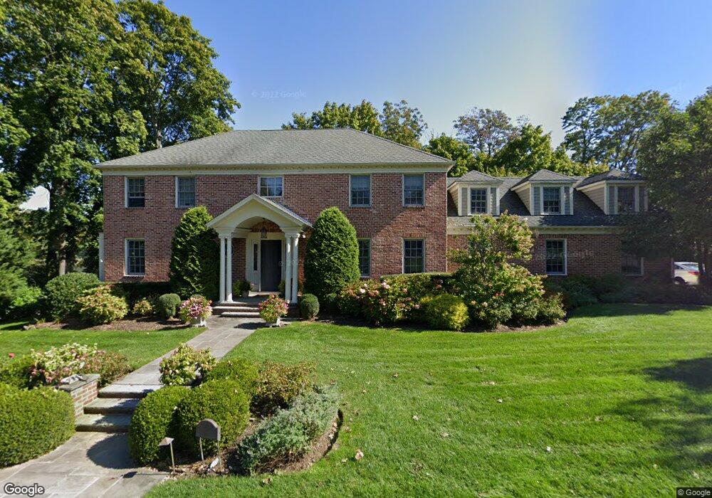 210 Bayview Rd, Manhasset, NY 11030 - photo 1