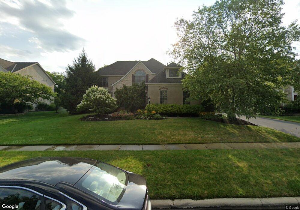9809 Archer Ln, Dublin, OH 43017 - photo 1